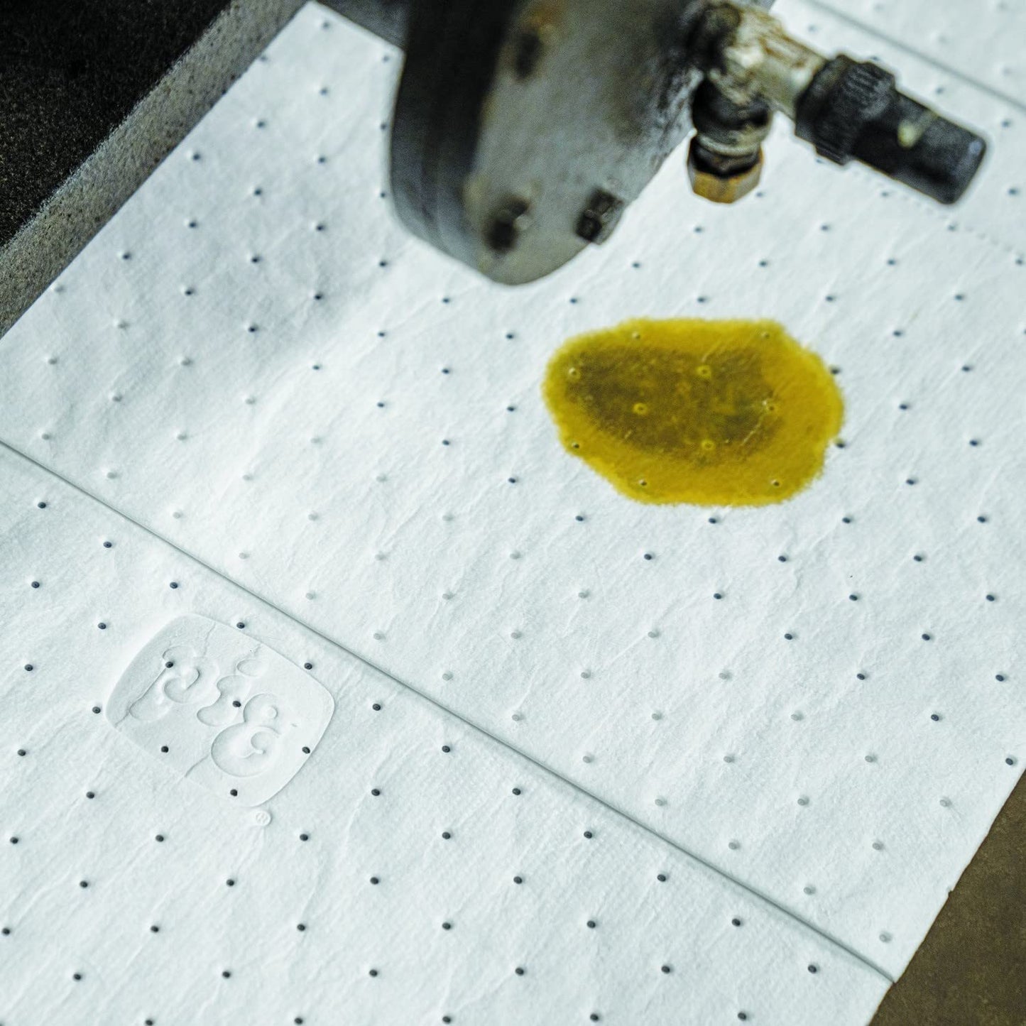 PIG Oil Mat - Oil-Only Absorbent Mat Roll - 1 Roll - 30" x 200' Roll - Absorbs up to 42.5 gallons per Roll - MAT461