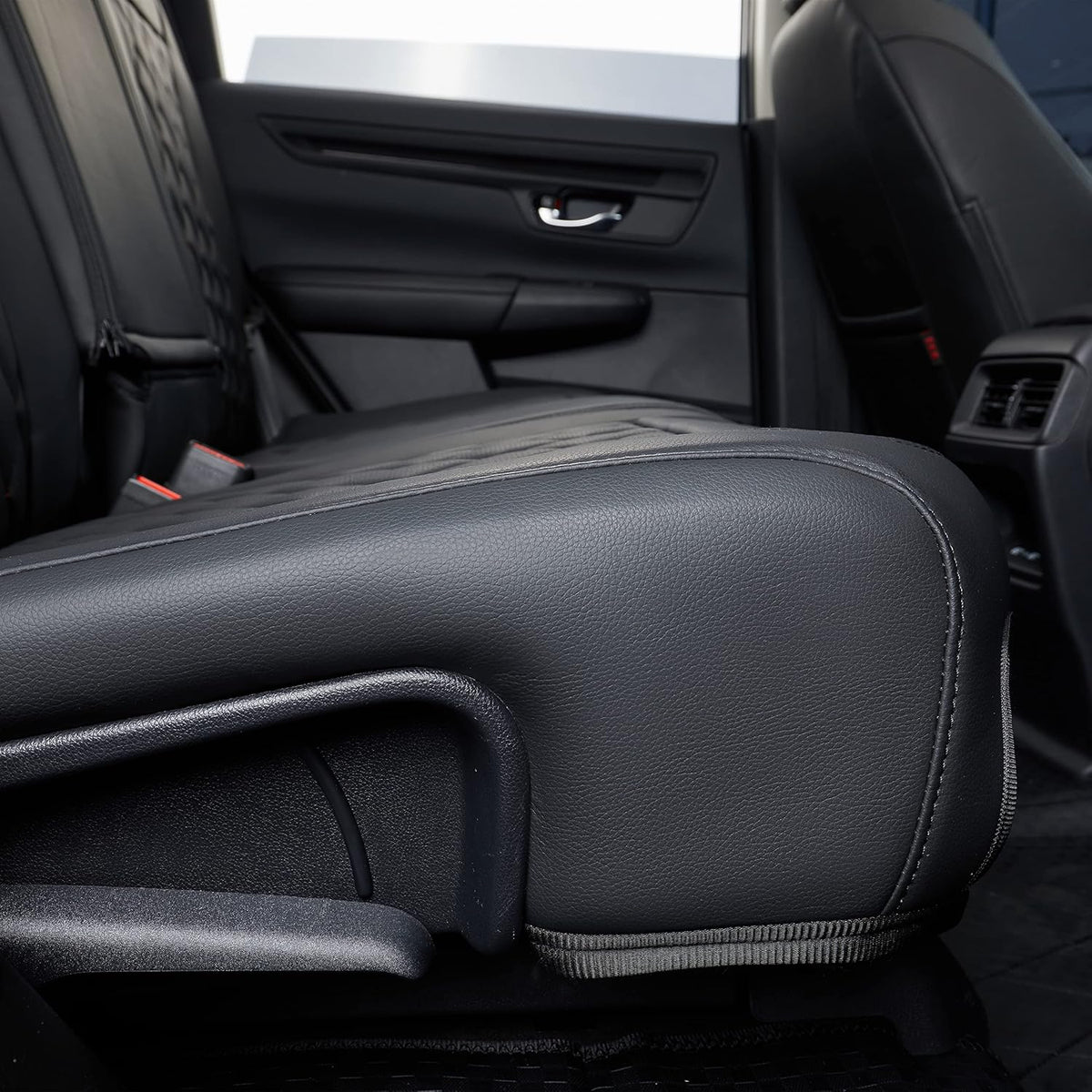 coverdream CRV Seat Covers Custom Fit for 2017 2018 2019 2020 2021 2022 Honda CRV LX, EX, SE, EX-L,Touring,Hybrid,Full Coverage Waterproof Leatherette Car Seat Protector(Full Set,Red/Black)